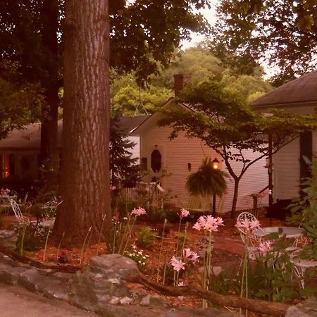 Maple Leaf Cottage Inn Elsah Kültér fotó